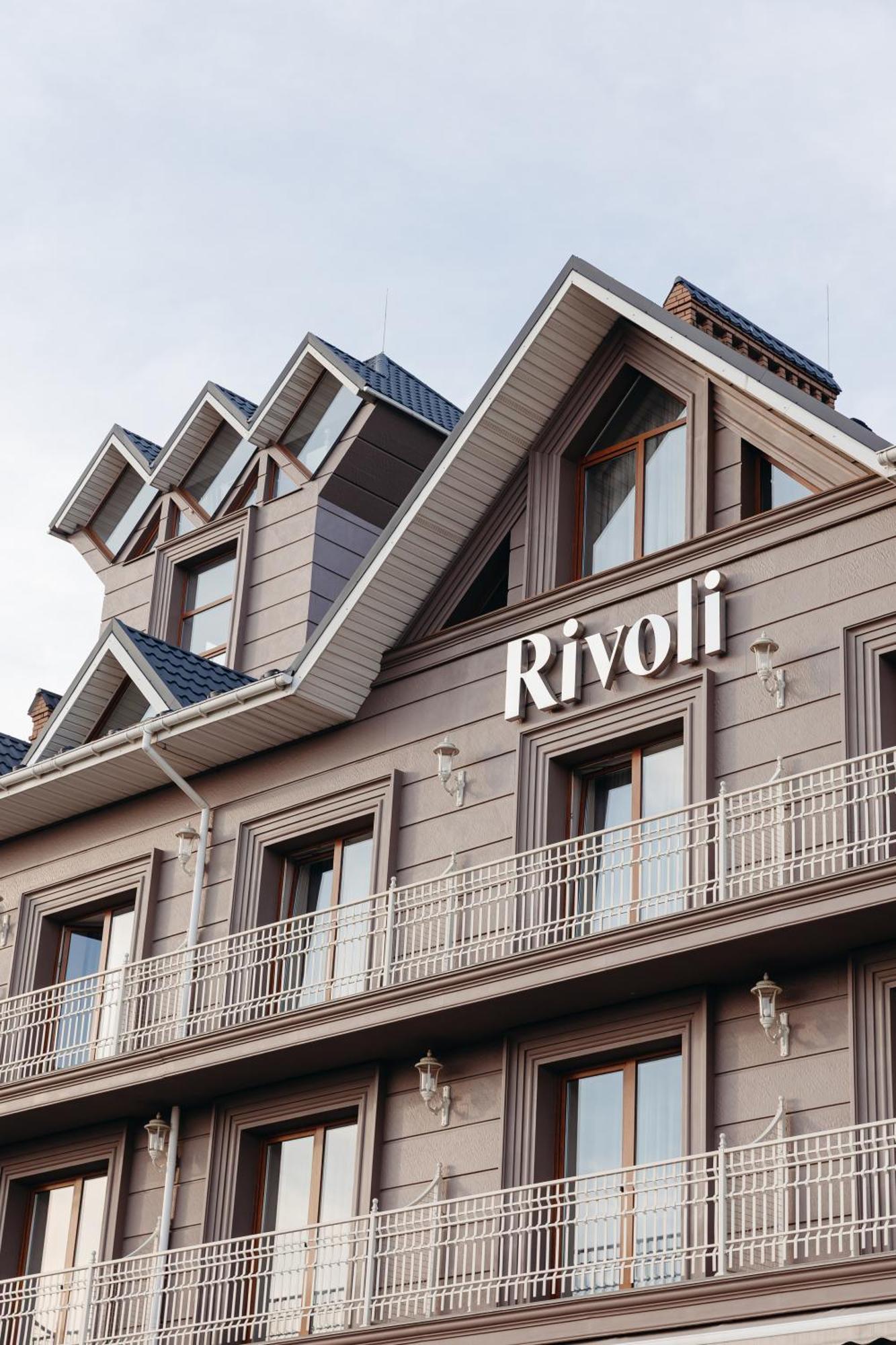 Rivoli Hotel Çernivtsi Dış mekan fotoğraf