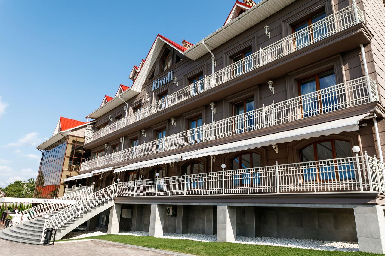 Rivoli Hotel Çernivtsi Dış mekan fotoğraf